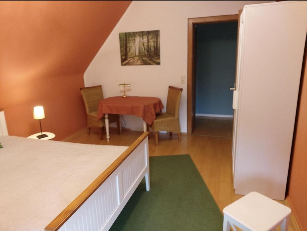 Orangerie Zimmer Gehaichnishof 7Born Maring-Noviand Eksteriør billede